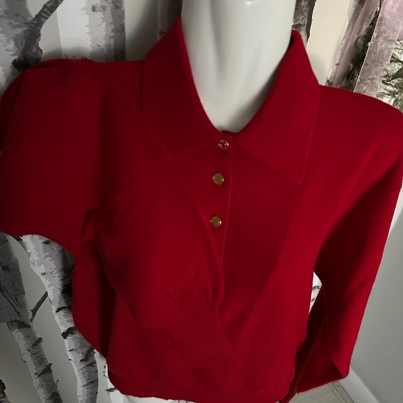 RED POLO TYPE SWEATER - Picture 6 of 8